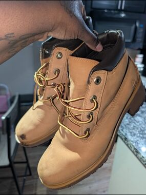 Women's Wheat Timberland Boots